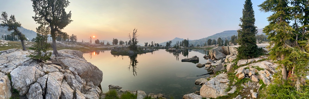 image of a high mountain lake